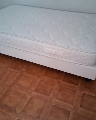 letto una piazza e mezza e materasso