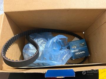 KIT CINGHIA DI DISTRIBUZIONE CON POMPA ACQUA