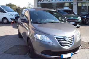 Lancia Ypsilon 1.2 69 CV 5 porte GPL Ecochic Elefa
