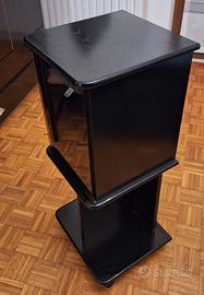 Mobiletto porta tv con vetrinetta