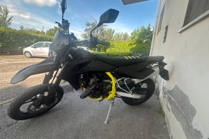 SWM SM 125R