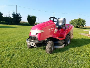 Trattorino tagliaerba Honda HF 2417