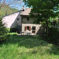 Casa indipendente poggiolforato corno alle scale