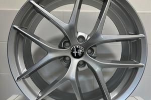 CERCHI IN LEGA ALFA ROMEO STELVIO DA 20 ORIGINALI