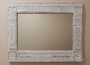 SPECCHIO LEGNO RUSTICO SBIANCATO INTAGLIATO A MANO