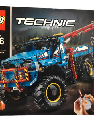 LEGO Technic 6x6 All Terrain Tow Truck Set 42070