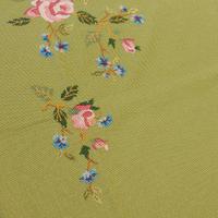 Tappeto da tavolo ricamato in tela "aida"