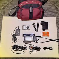 Videocamera Canon  MV700