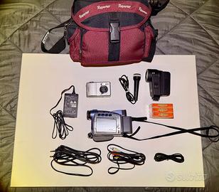 Videocamera Canon  MV700