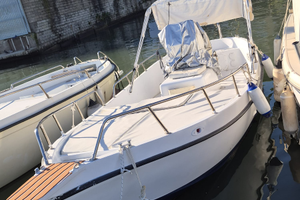 Barca entrobordo linea d'asse