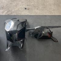 Cover serbatoio carbonio e forcellone Panigale V4