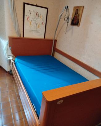 letto bariatrico elettrico per anziani