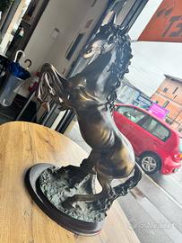 Cavalo antico decorativo