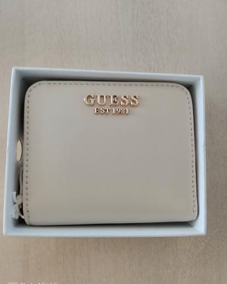 Portafoglio donna originale GUESS  