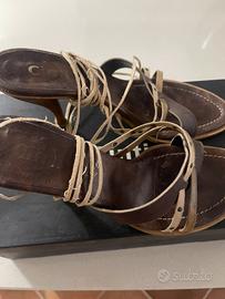 Scarpe aperte