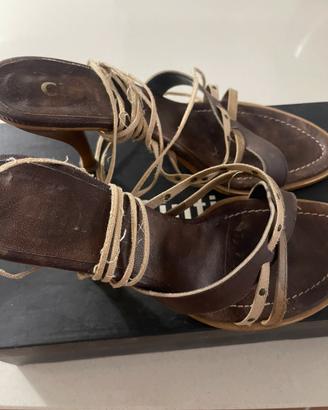 Scarpe aperte