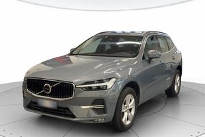 VOLVO XC60 2.0 B4 Momentum AWD auto