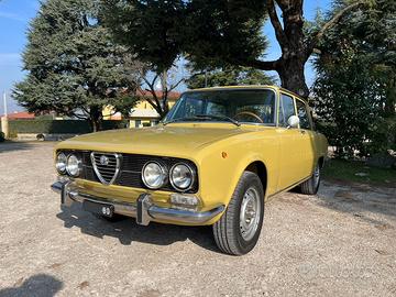 Alfa romeo 2000 berlina 1974