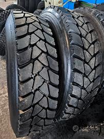 gomme autocarro ricostruite 13R22,5
