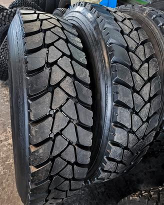 gomme autocarro ricostruite 13R22,5