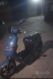 scuter elettrica Sony s 800 watt