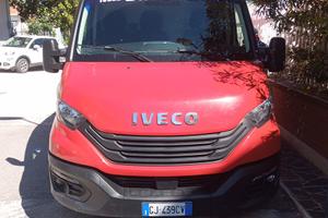 Furgone iveco daily 35s15