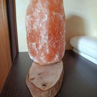 LAMPADA DI SALE CON BASAMENTO IN LEGNO