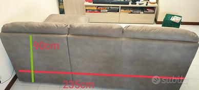 Divano 3 posti con chaise longue 