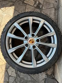 Set 4 Cerchi Originali Porsche 19” + gomme Pzero