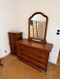 Comò con comodini e specchio