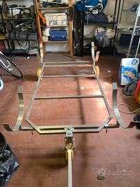 Carrello porta catamarano