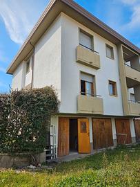 Mazzanta Piano terra rialzato con giardino