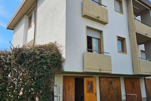 Mazzanta Piano terra rialzato con giardino