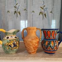 Vasi in ceramica terra cotta e vetro