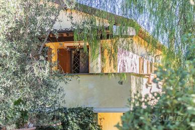 PORZIONE DI BIFAMILIARE A CERVETERI