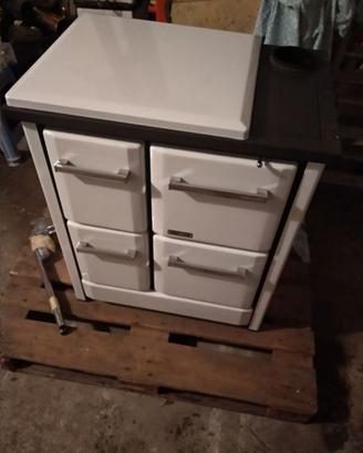 Stufa cucina a legna