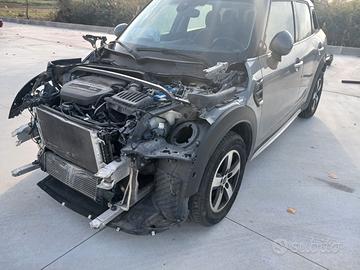 Mini Countryman 1.5 d sinistrata