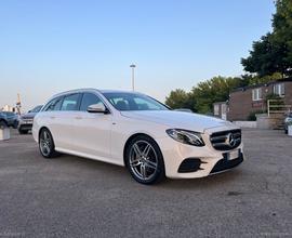 MERCEDES-BENZ E 220 d S.W. Auto Premium