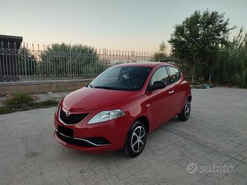 Lancia Ypsilon GOLD ECO CHIC METANO CASA MADRE CLI