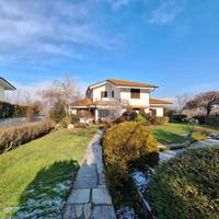 VILLA SINGOLA A CARAVINO