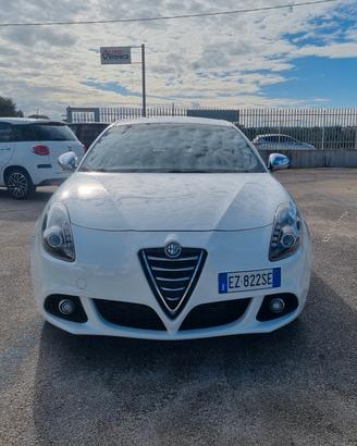 Alfa Romeo Giulietta 1.6 JTDm-2 105 CV Exclusive