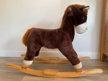 Cavallo a dondolo