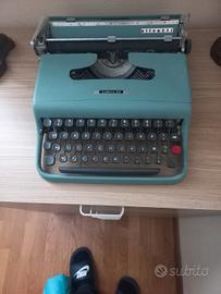 macchina da scrivere  lettera 22