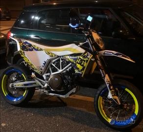 Husqvarna sm 701 2016