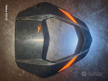 Mascherina porta-faro di Ktm Duke 690 R modello 17