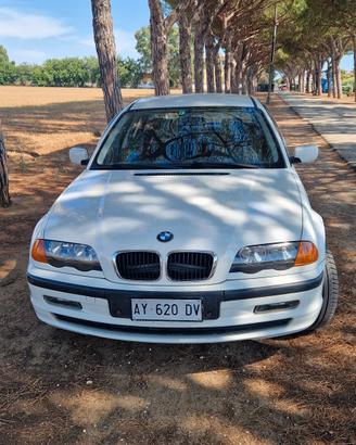 BMW 318I E46 