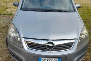 Opel zafira 1.9Cdti