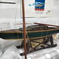 Yacht d'epoca modellino