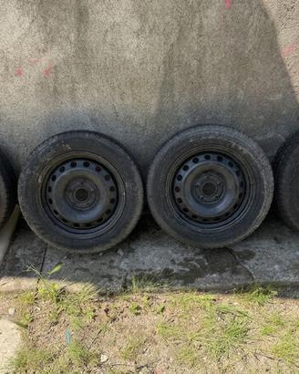 Cerchi in ferro + gomme da 14