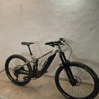 Merida eONE-SIXTY 575